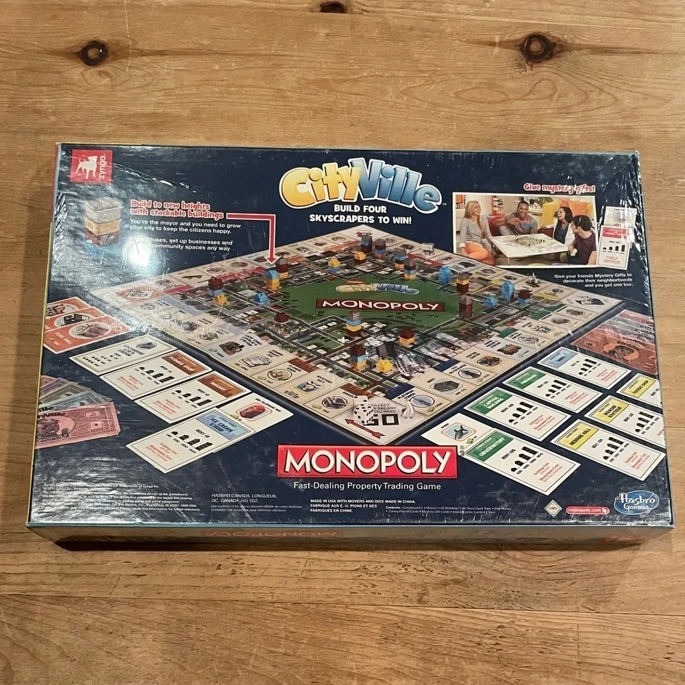 NIP Monopoly Hasbro Cityville Game ages 8 and up 2-4 players
